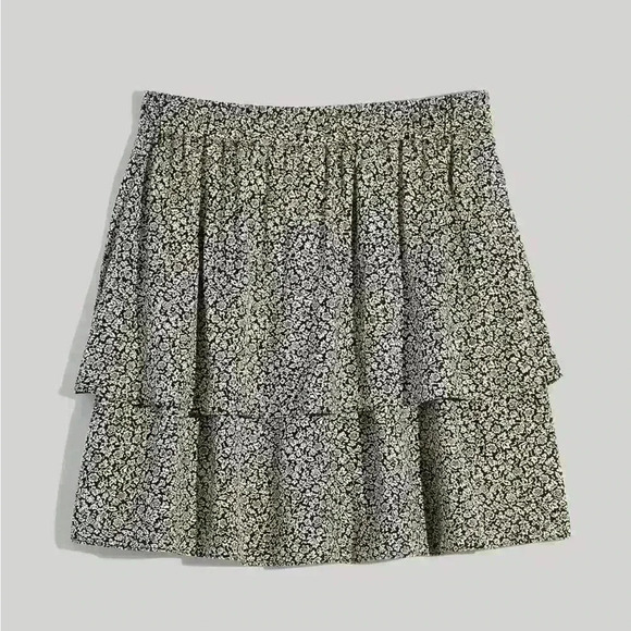 Madewell 100% Viscose Pull-On Tier Mini Skirt in Tudor Floral Size 4 - Picture 2 of 9